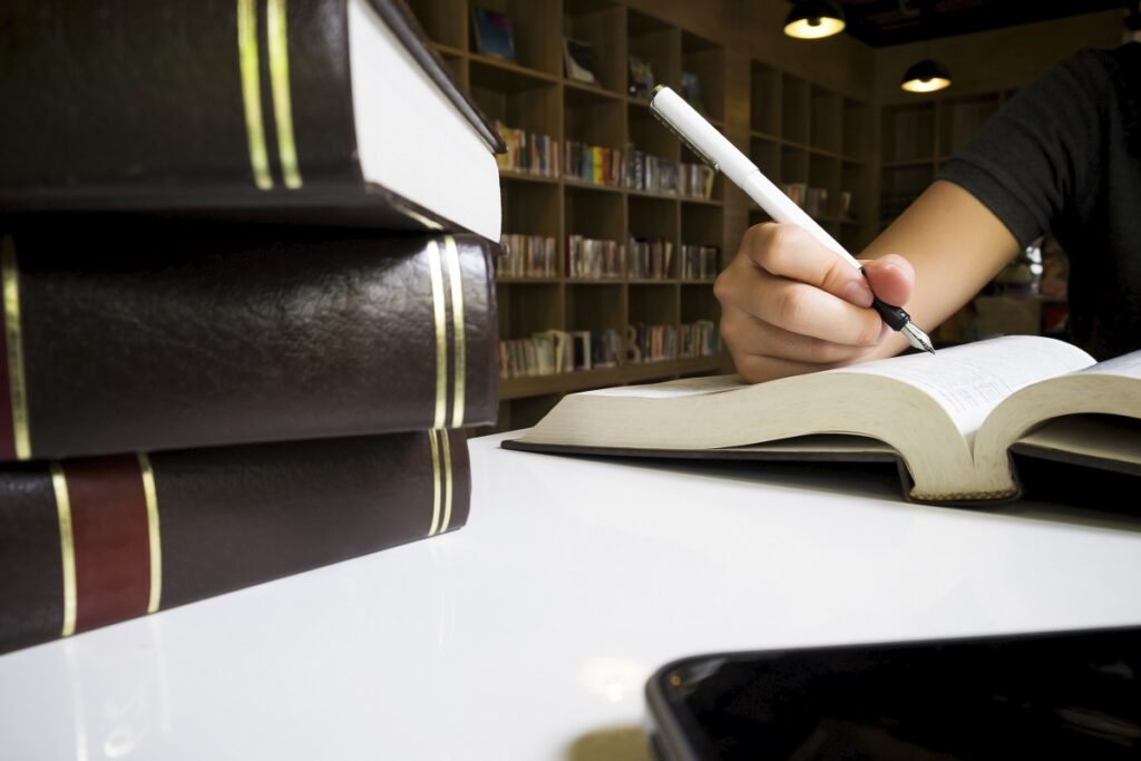 Grade-curricular-de-Direito-quais-as-disciplinas-mais-importantes