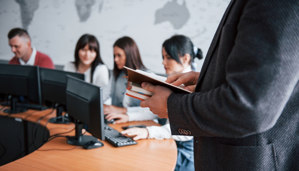 Onde fazer uma pós-graduação em Business Partner?