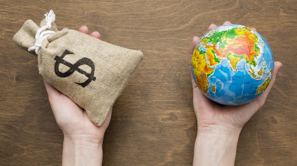 Quais são os 4 mercados da macroeconomia?