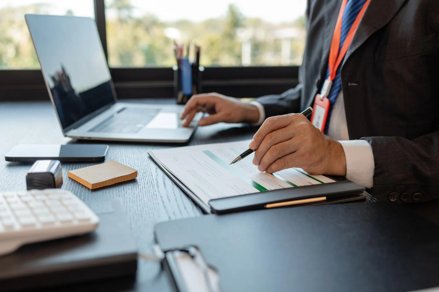 business-management-7-essential-skills-you-develop-in-business-administration-course