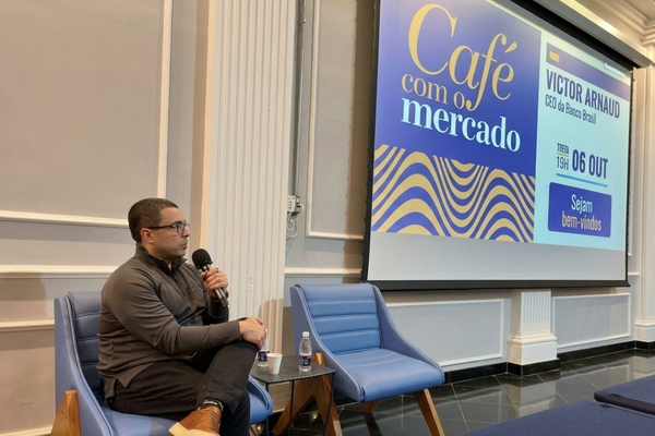 Café com o Mercado traz Victor Arnaud, da Equinix, para falar sobre mudanças no setor tecnológico