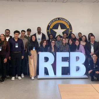 Alunos da ESEG na Receita Federal