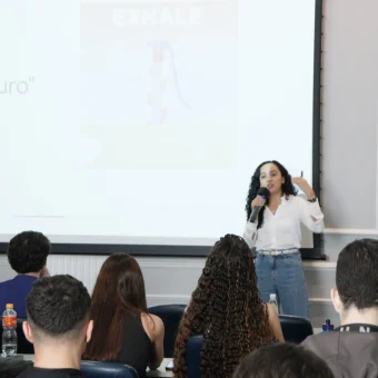 Palestra-Thais-_3_-min